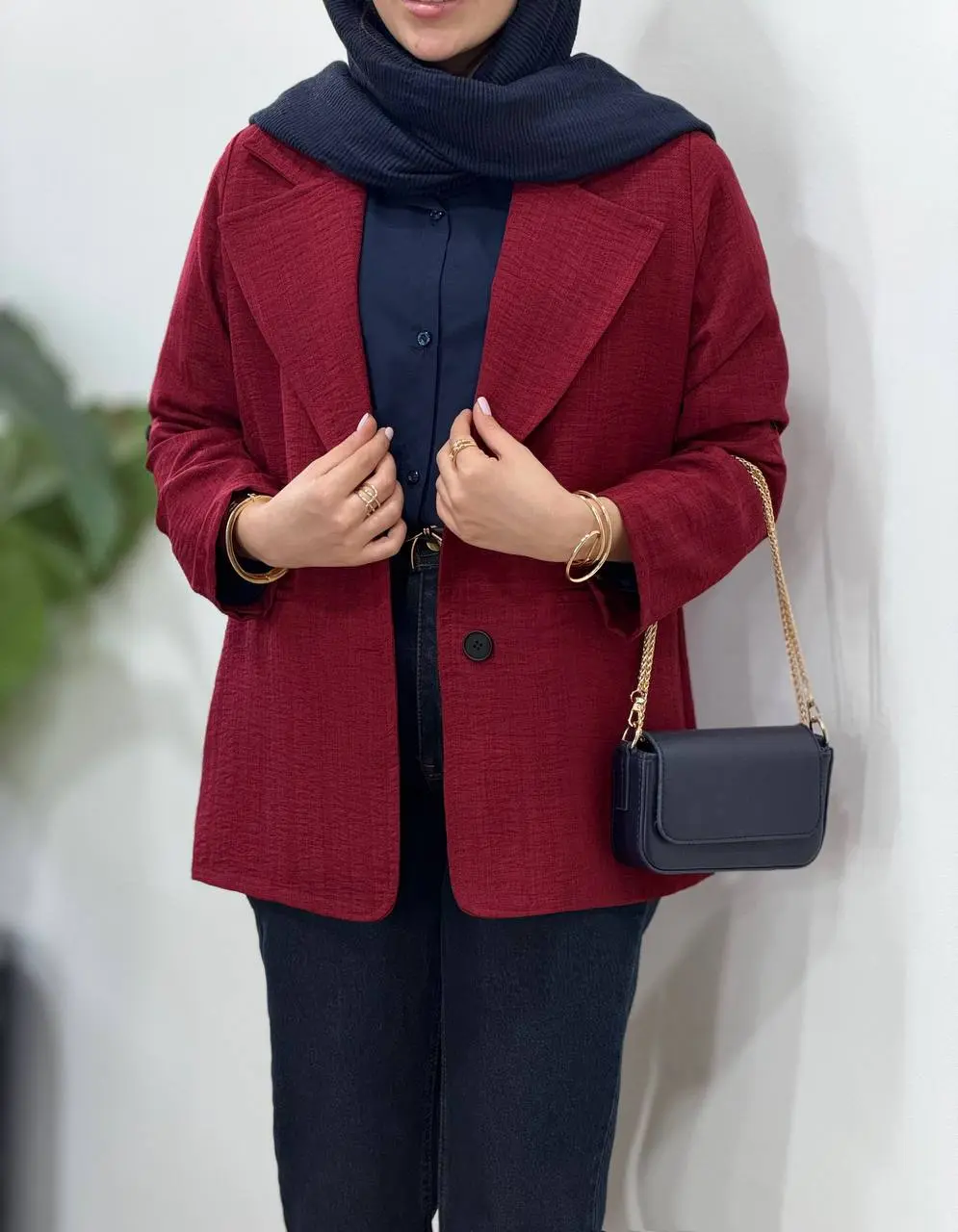 مانتو کتی شانتون آیسو ماهناز